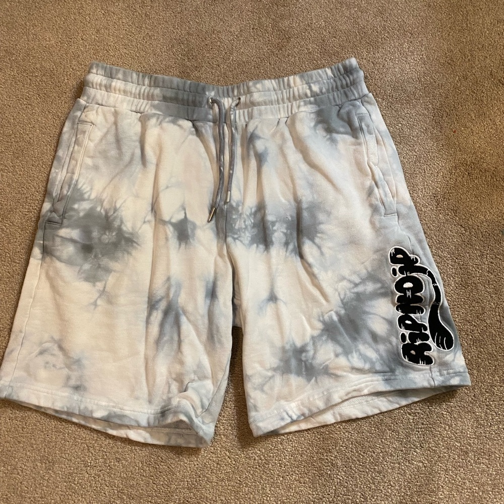 Mens large RipNDip tie dye shorts